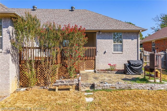 1120 Breckenridge Drive, Van Buren, AR 72956