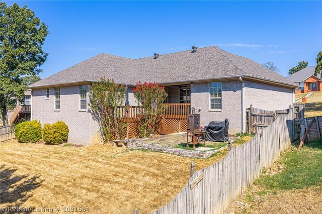 1120 Breckenridge Drive, Van Buren, AR 72956