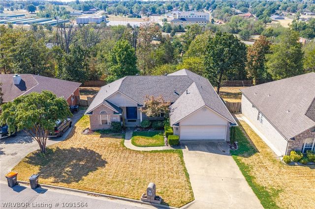 1120 Breckenridge Drive, Van Buren, AR 72956