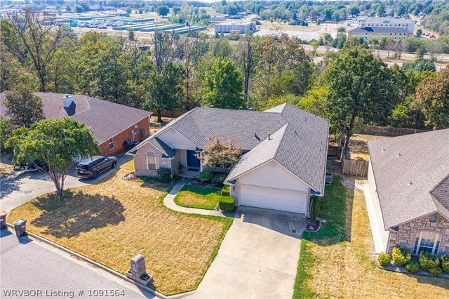 1120 Breckenridge Drive, Van Buren, AR 72956