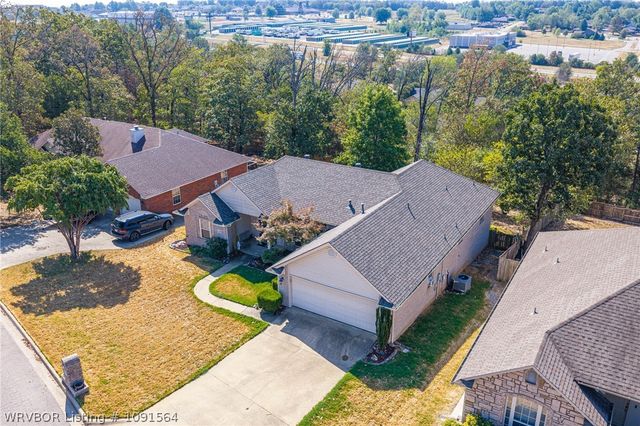 1120 Breckenridge Drive, Van Buren, AR 72956