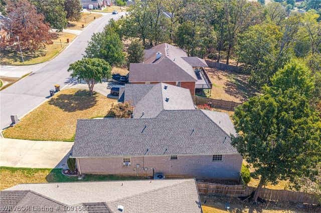 1120 Breckenridge Drive, Van Buren, AR 72956