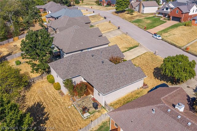1120 Breckenridge Drive, Van Buren, AR 72956