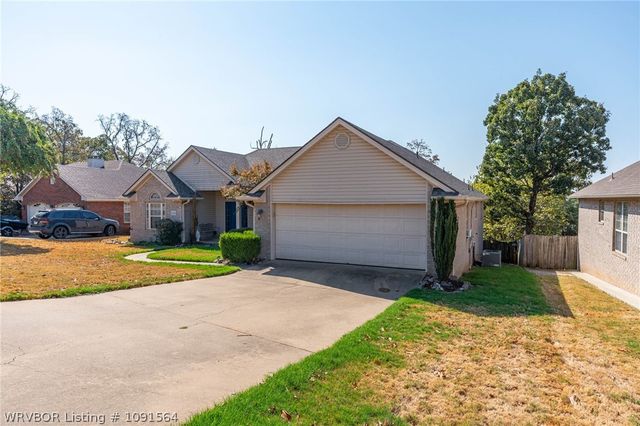 1120 Breckenridge Drive, Van Buren, AR 72956