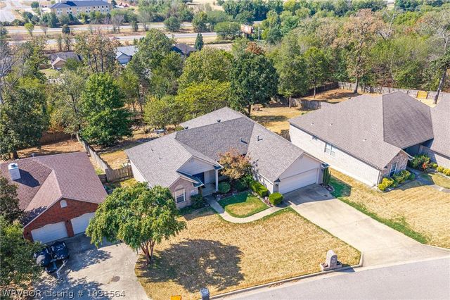1120 Breckenridge Drive, Van Buren, AR 72956