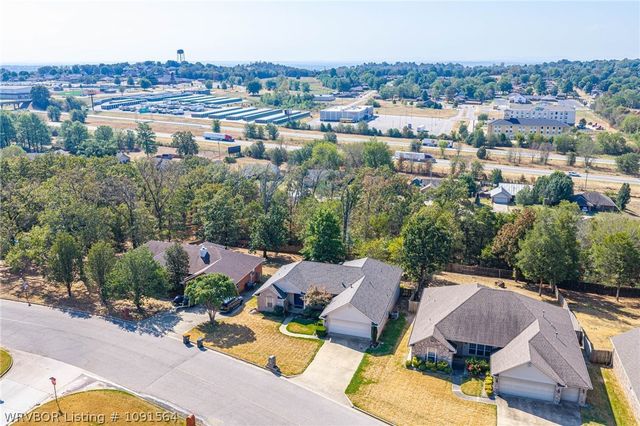 1120 Breckenridge Drive, Van Buren, AR 72956