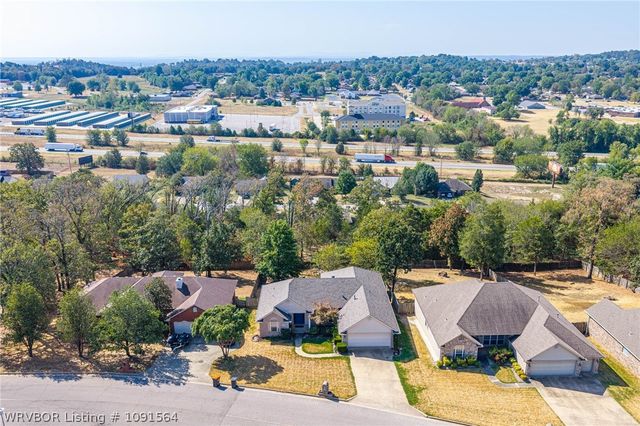 1120 Breckenridge Drive, Van Buren, AR 72956