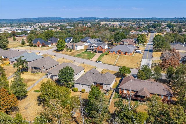 1120 Breckenridge Drive, Van Buren, AR 72956