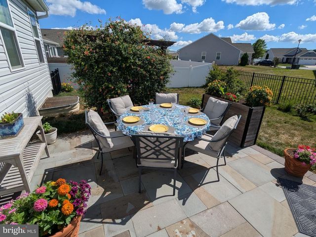 7451 PINWHEEL DR, Milford, DE 19963