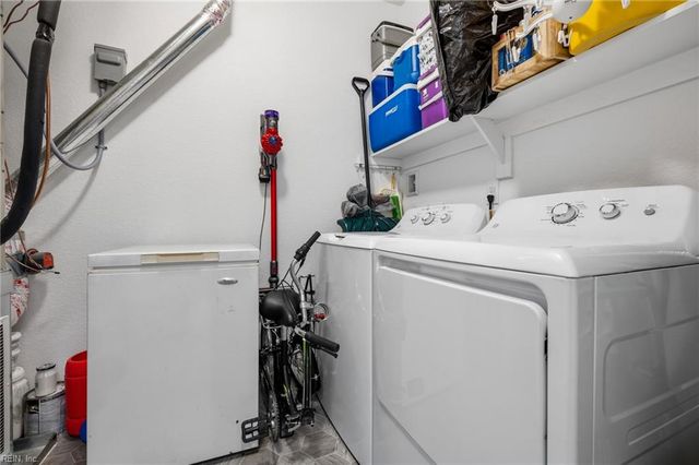 1725 Dromolin Dr 105, Virginia Beach, VA 23456