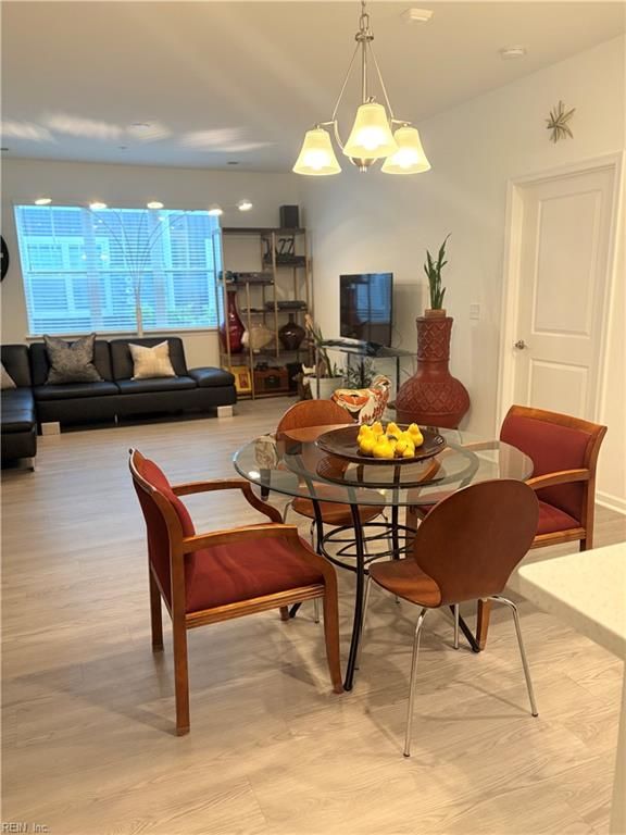 1725 Dromolin Dr 105, Virginia Beach, VA 23456