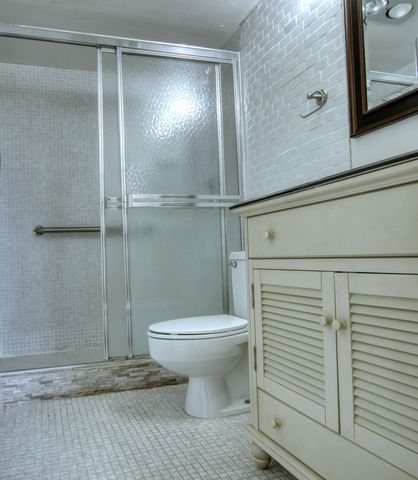 4471 Luxemburg Court 301, Lake Worth, FL 33467