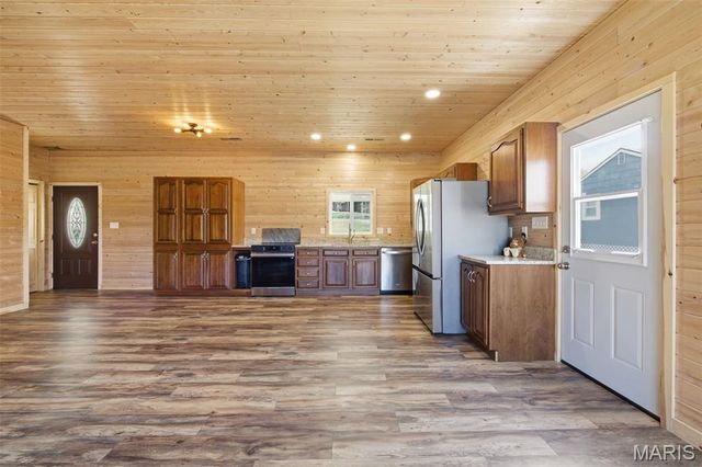 1387 Hartshorn Drive, Hermann, MO 65041