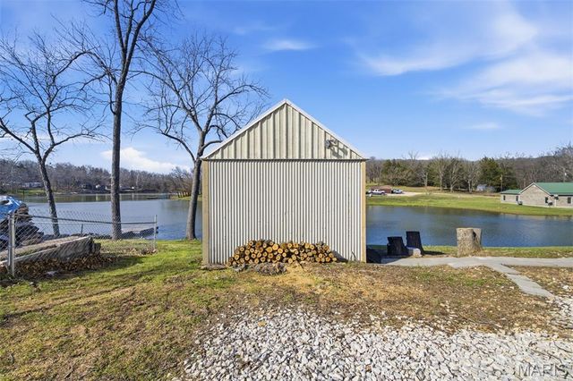 1387 Hartshorn Drive, Hermann, MO 65041
