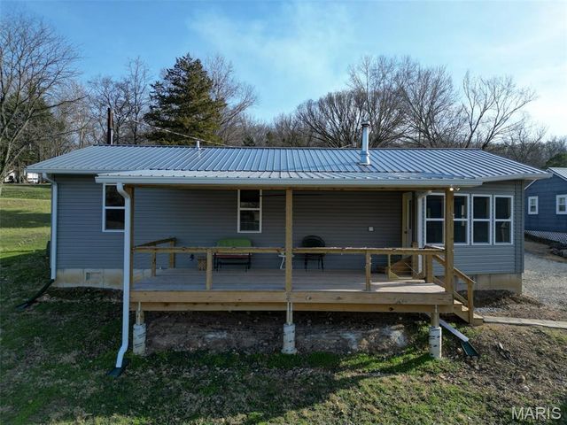 1387 Hartshorn Drive, Hermann, MO 65041