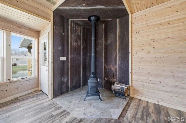 1387 Hartshorn Drive, Hermann, MO 65041