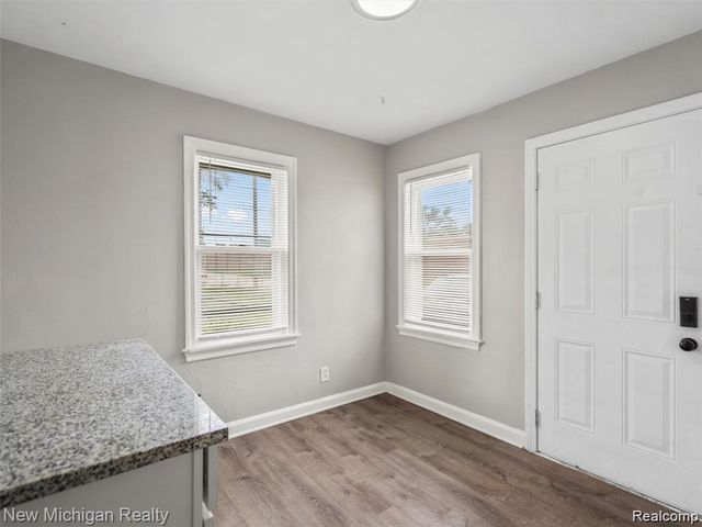 20805 S Chrysler Drive, Hazel Park, MI 48030