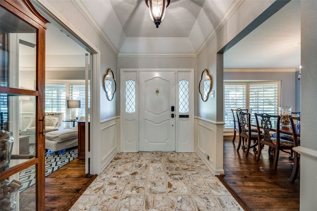 7247 Joyce Way, Dallas, TX 75225