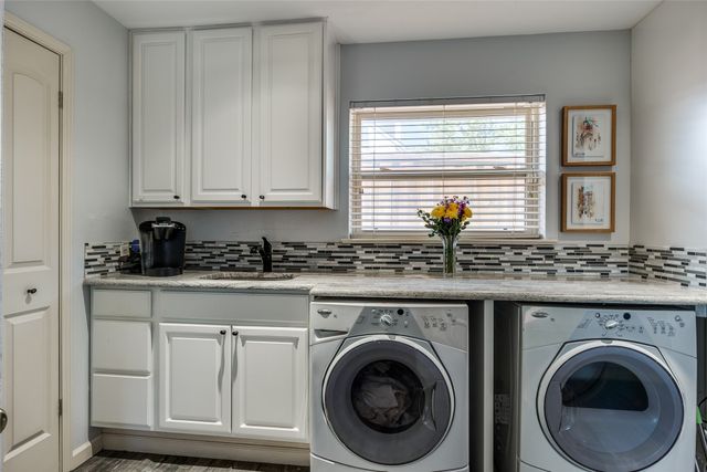 7247 Joyce Way, Dallas, TX 75225