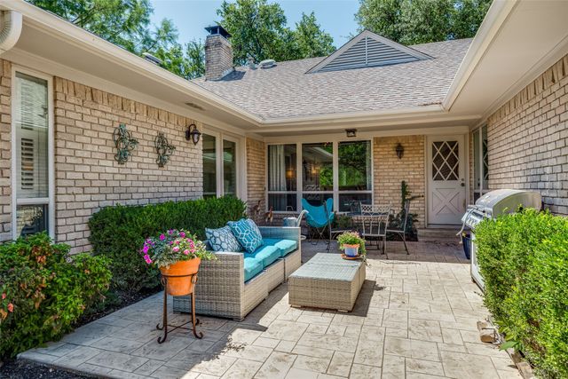 7247 Joyce Way, Dallas, TX 75225