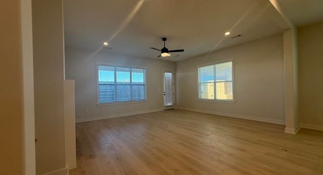 5730 ARDSLEY DR E, Arlington, TN 38002