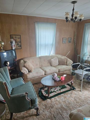 816 4TH STREET NW, Reform, AL 35481