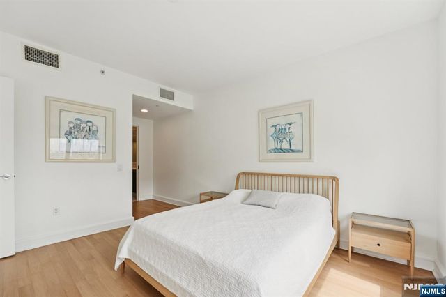 8100 River Road 502, North Bergen, NJ 07047