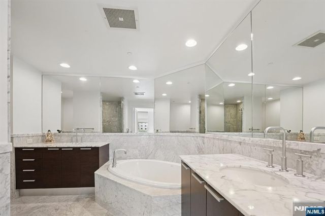 8100 River Road 502, North Bergen, NJ 07047