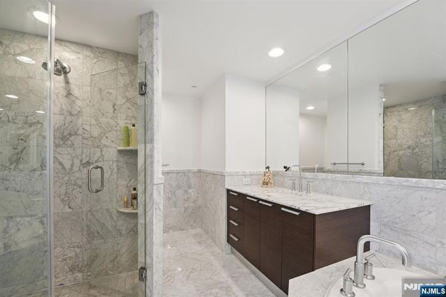 8100 River Road 502, North Bergen, NJ 07047