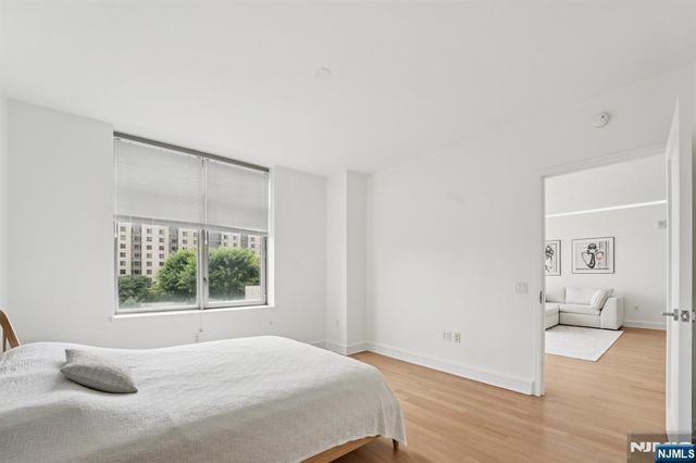 8100 River Road 502, North Bergen, NJ 07047