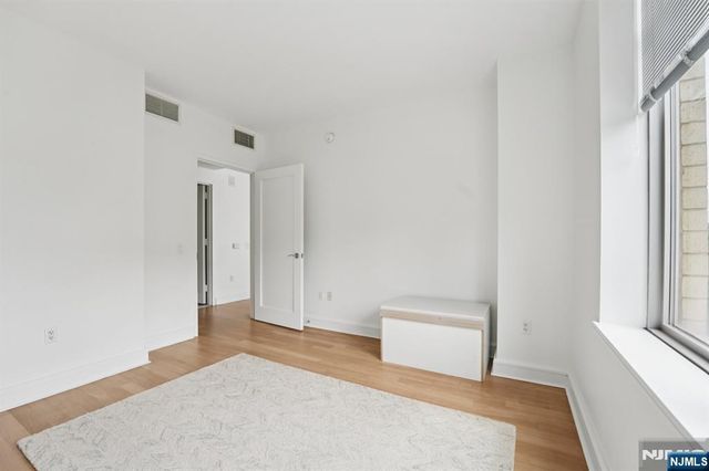 8100 River Road 502, North Bergen, NJ 07047