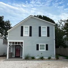 2605 Havens Dr., North Myrtle Beach, SC 29582