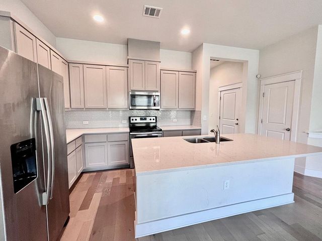 13501 Metric BLVD 1, Austin, TX 78727