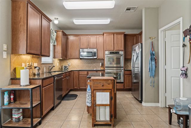 6500 Serena Lane, Woodway, TX 76712