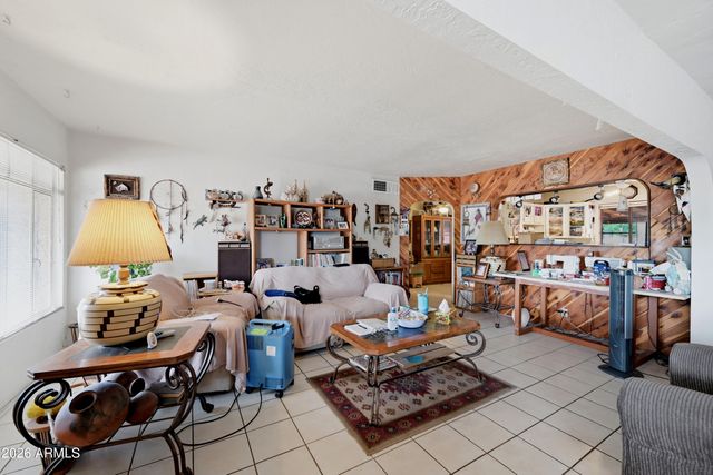 1350 E OSBORN Road, Phoenix, AZ 85014