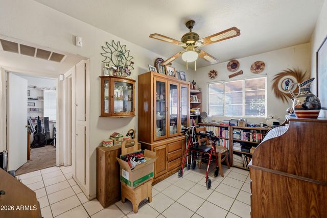 1350 E OSBORN Road, Phoenix, AZ 85014