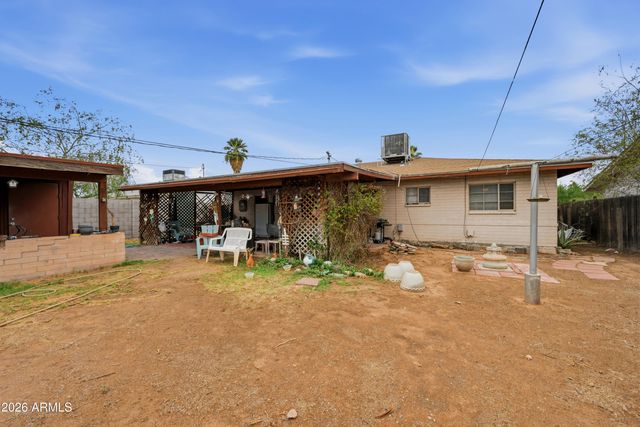 1350 E OSBORN Road, Phoenix, AZ 85014