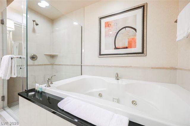 145 East HARMON Avenue 411, Las Vegas, NV 89109