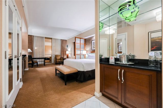 145 East HARMON Avenue 411, Las Vegas, NV 89109