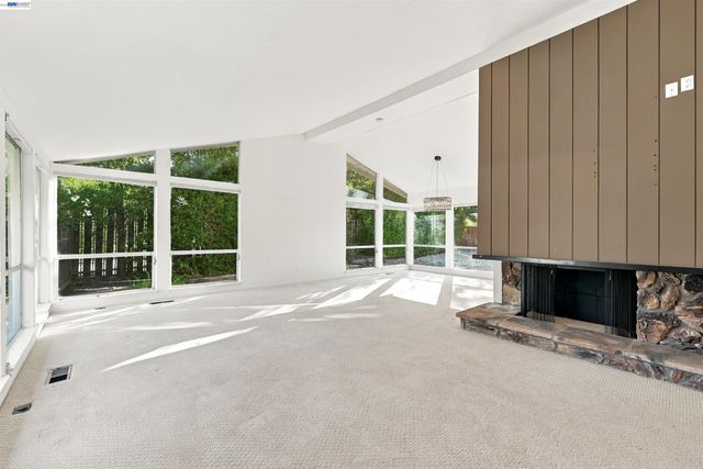 11 Ray Court, Alamo, CA 94507