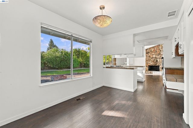 11 Ray Court, Alamo, CA 94507