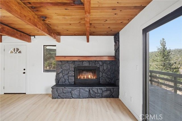 2386 Independence Lane, Running Springs, CA 92382