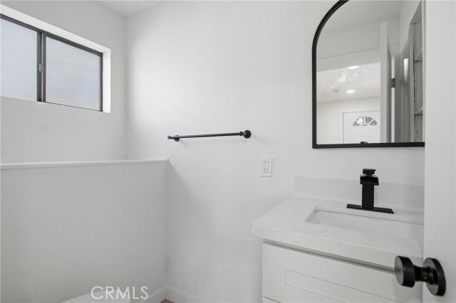 2386 Independence Lane, Running Springs, CA 92382