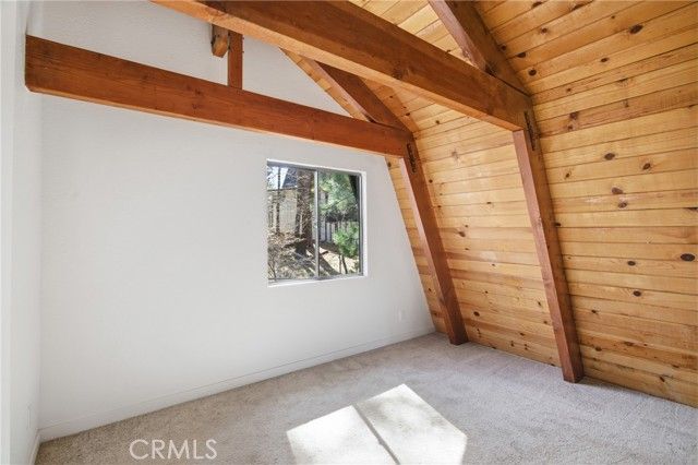 2386 Independence Lane, Running Springs, CA 92382