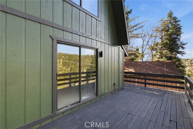 2386 Independence Lane, Running Springs, CA 92382