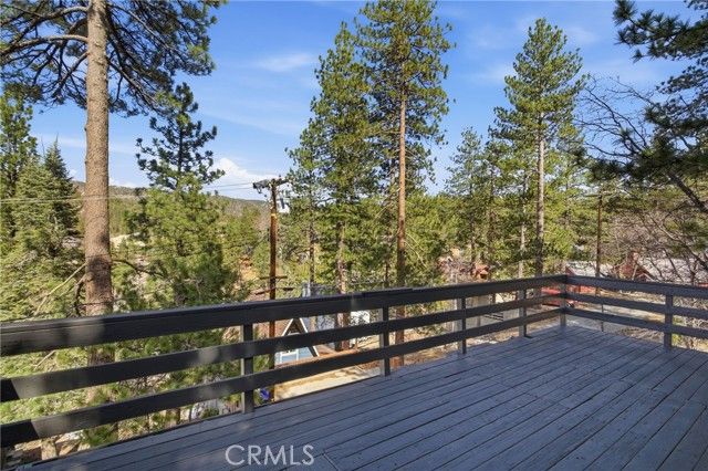 2386 Independence Lane, Running Springs, CA 92382