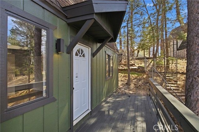 2386 Independence Lane, Running Springs, CA 92382