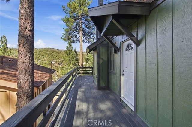 2386 Independence Lane, Running Springs, CA 92382