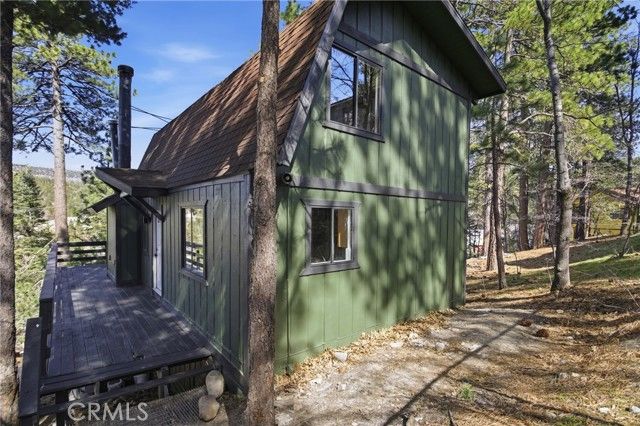 2386 Independence Lane, Running Springs, CA 92382