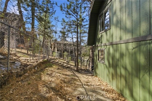 2386 Independence Lane, Running Springs, CA 92382